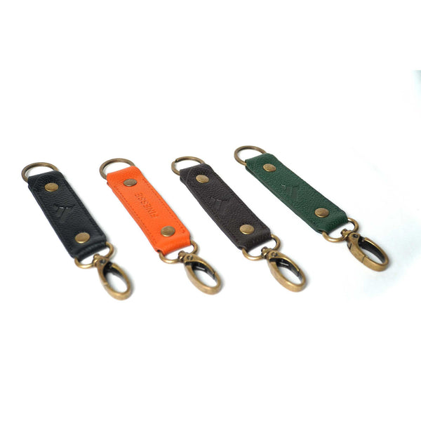 Finesse Bonded Leather Key Holder With Hanging Clip